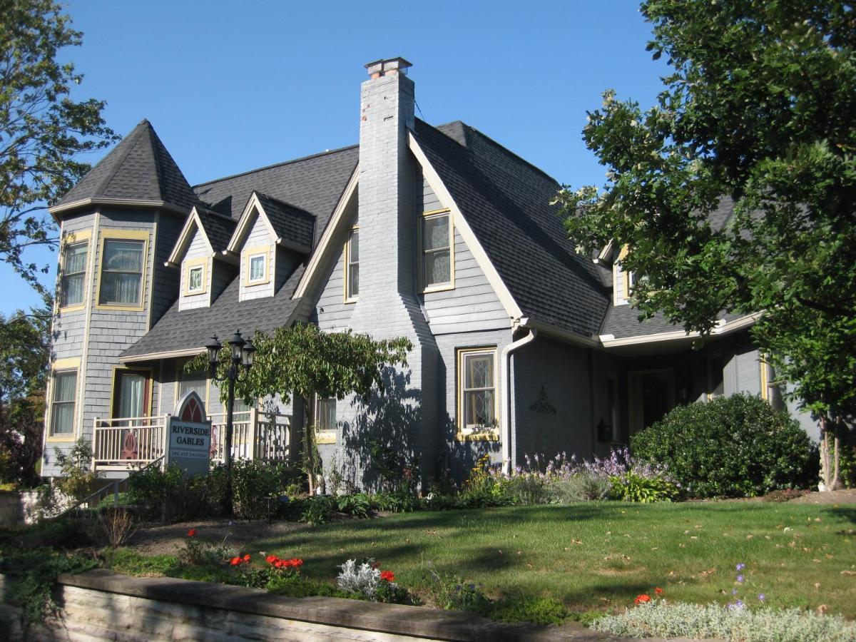 Riverside Gables Bed And Breakfast Berea Exterior photo